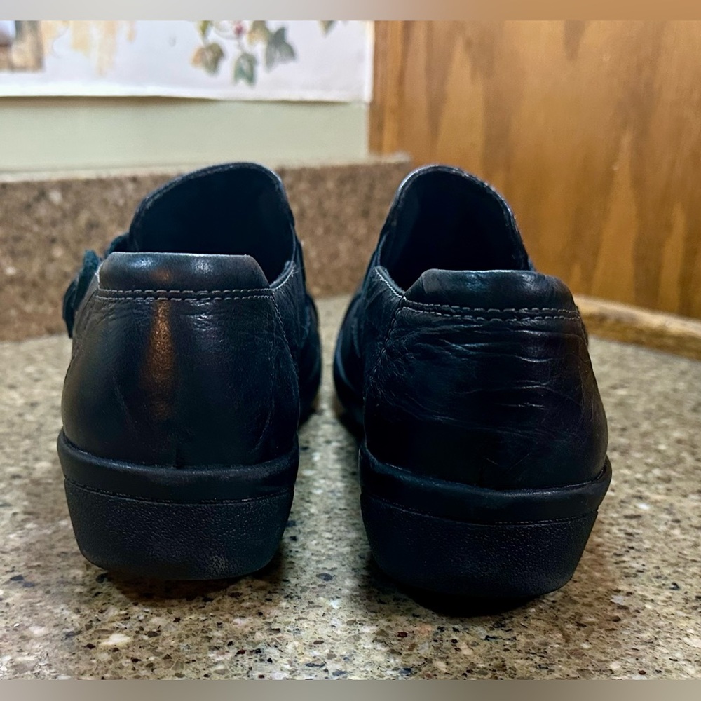 🖤 Clarks Cheyn Madi Women’s Slip-On Flats – Size 8 N Narrow - Picture 5 of 11